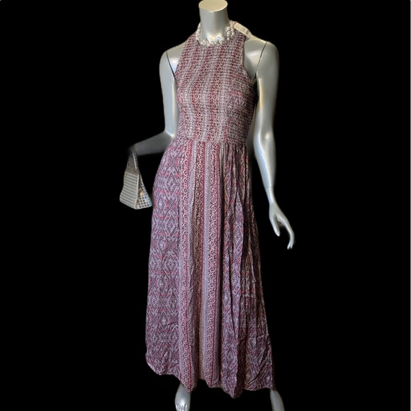 Japna Dresses & Skirts - Dress Maxi beautiful fabric design